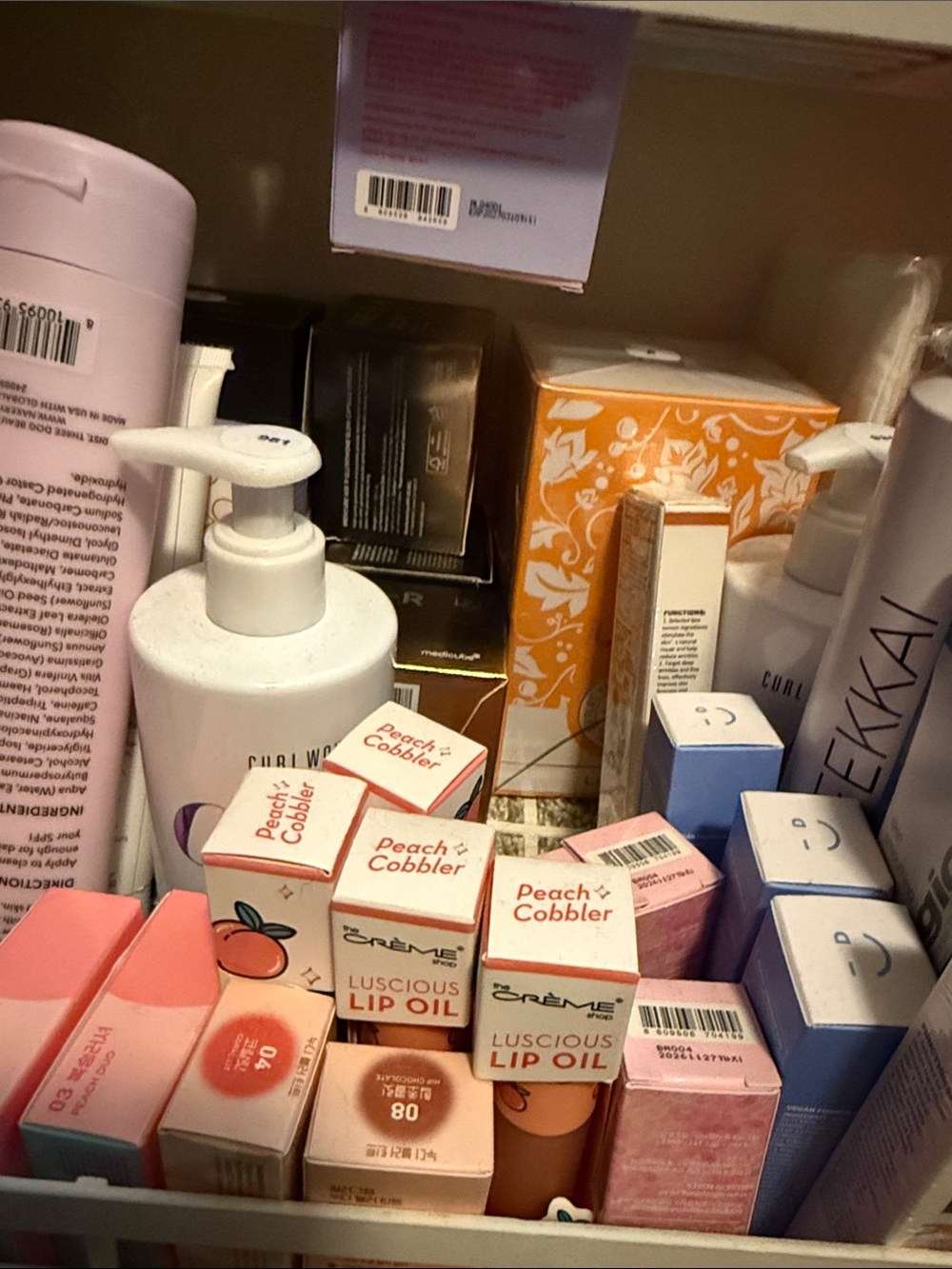⭐️NWT⭐️ ULTIMATE Beauty Mystery Box - retails from $250 - $350 - Picture 11 of 13